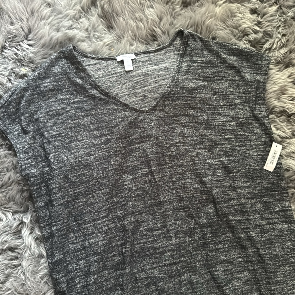 Daily Ritual NWT Grey Top - Picture 2 of 4